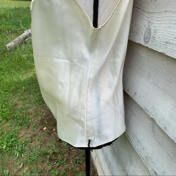Vintage 90s Ivory White Mesh Floral Lace Crochet Scoop Neck Sleeveless Tank Top - Picture 14 of 16